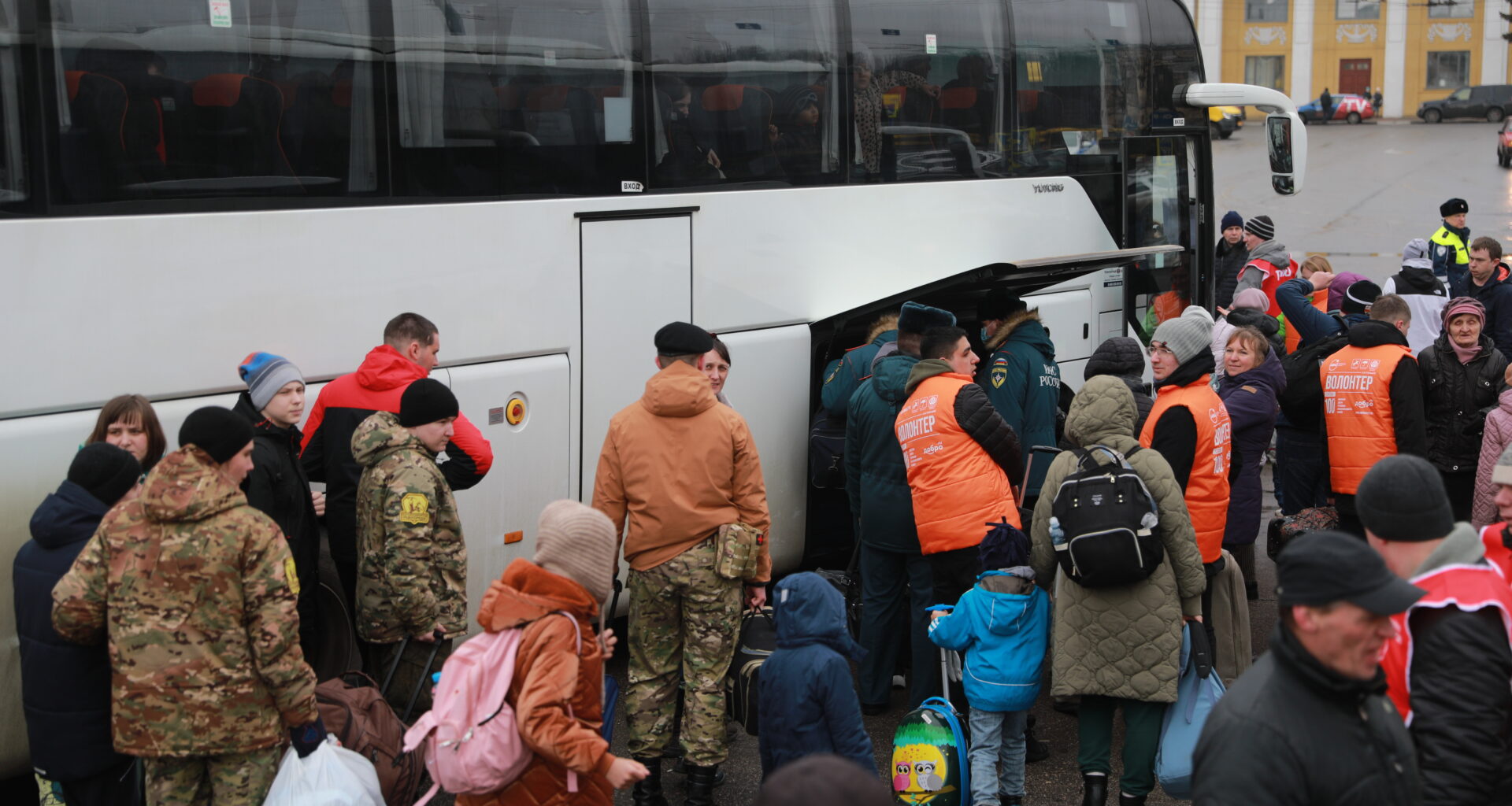 В Ярославль приехали около 400 жителей обстреливаемой Белгородской области