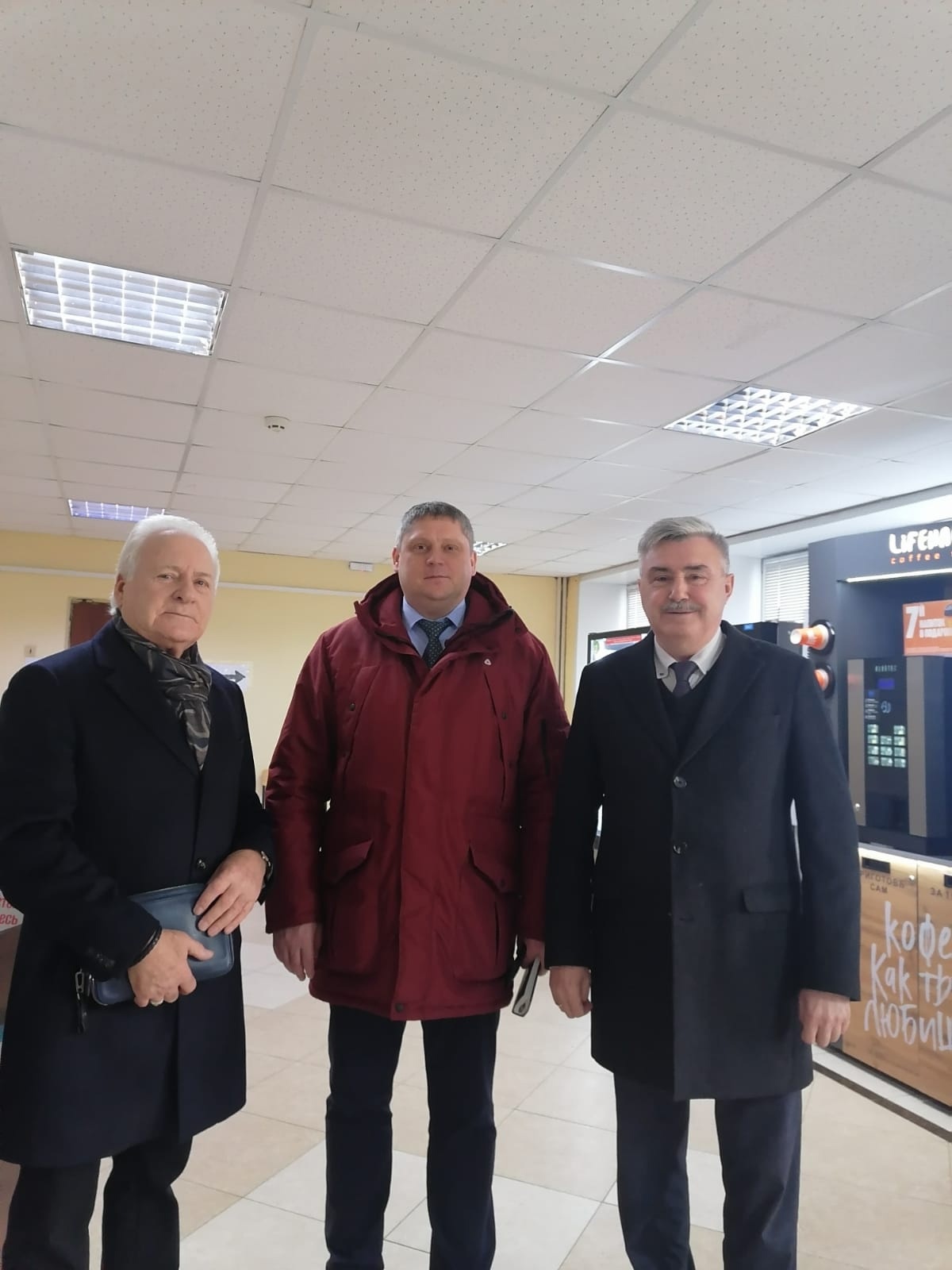 Анатолий Лисицын проголосовал на выборах Президента РФ Анатолий Лисицын проголосовал на выборах Президента РФ