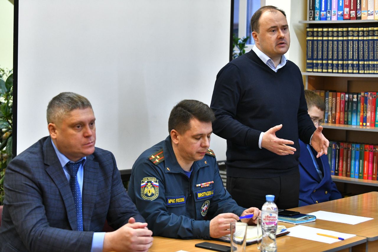 В горевшем доме на проспекте Ленина в Ярославле сделают временную крышу