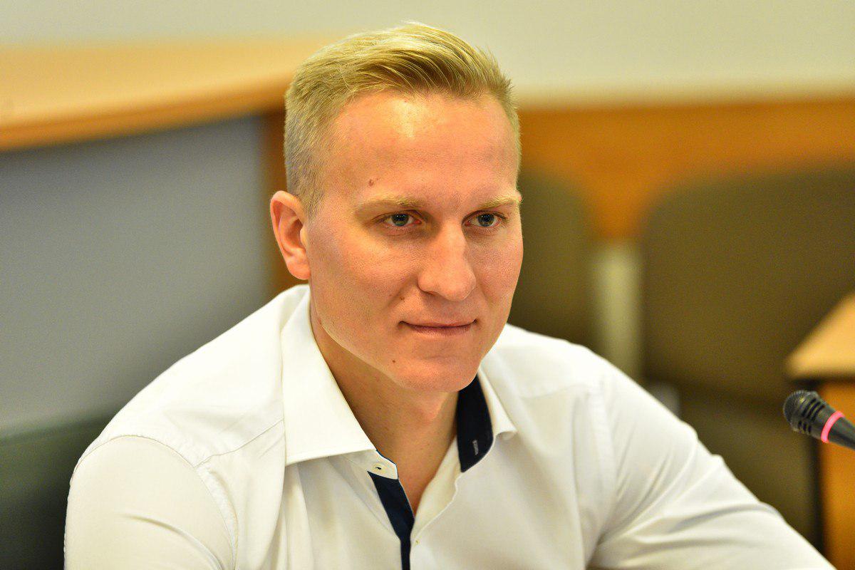 Ярославцы скептически отнеслись к словам директора ДГХ о выделенной полосе