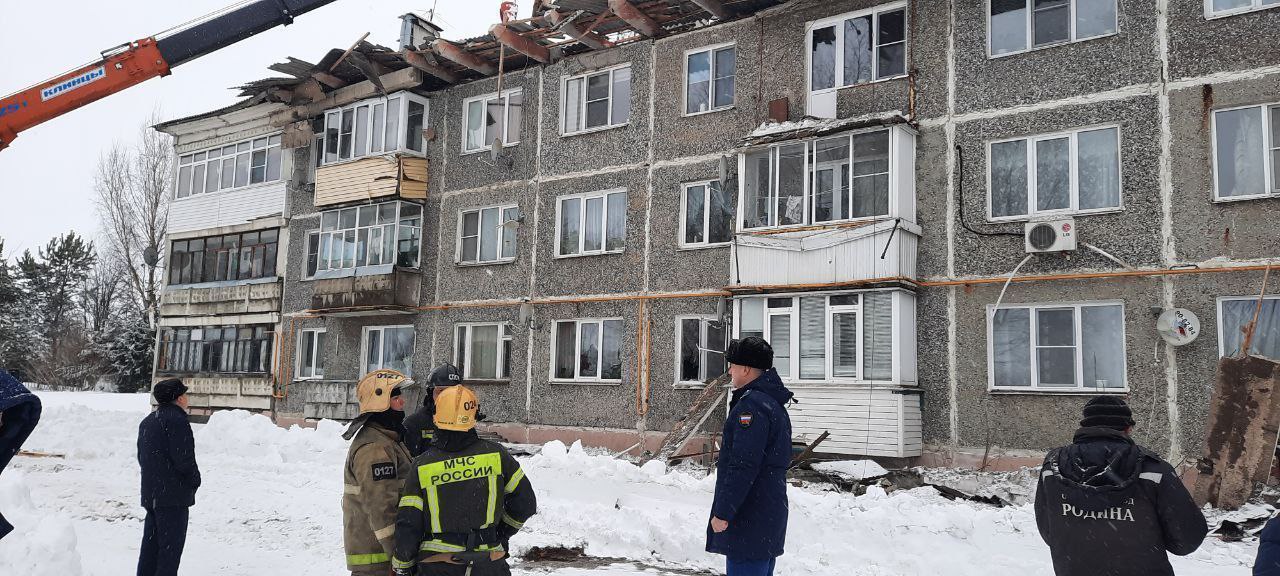 По факту обрушения крыши в Андрониках возбуждено уголовное дело