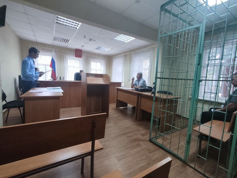 Житель Борисоглебского района осужден за причинение тяжкого вреда здоровью человека, хищение денежных средств и поджог дома