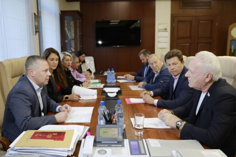 Анатолий Лисицын встретился с президентом Союза биатлонистов России
