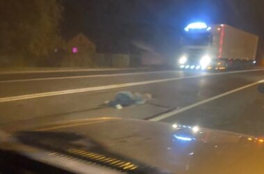 В Ярославской области под колесами автовоза погиб пешеход
