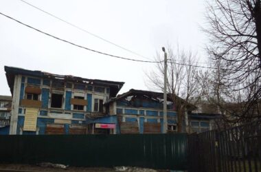 В Ярославле выставили на торги здание бывшей детской больницы