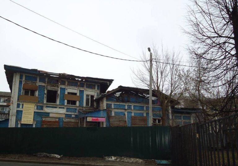В Ярославле выставили на торги здание бывшей детской больницы
