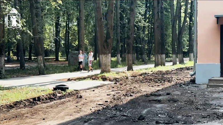В Ярославле возобновились работы по благоустройству территории у дома культуры «Гамма»
