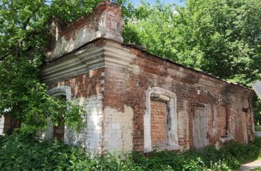 Флигель усадьбы Тихомировых в Ярославле выставлен на торги