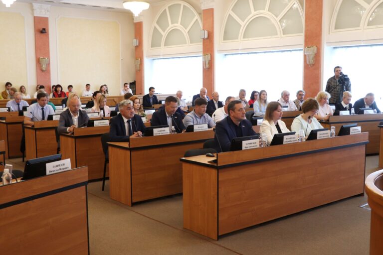 Депутаты утвердили изменения бюджет города Ярославля на 2026 год и на плановый период
