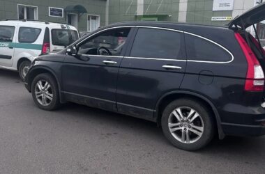 Ярославские приставы изъяли кроссовер должницы за многомиллионные долги